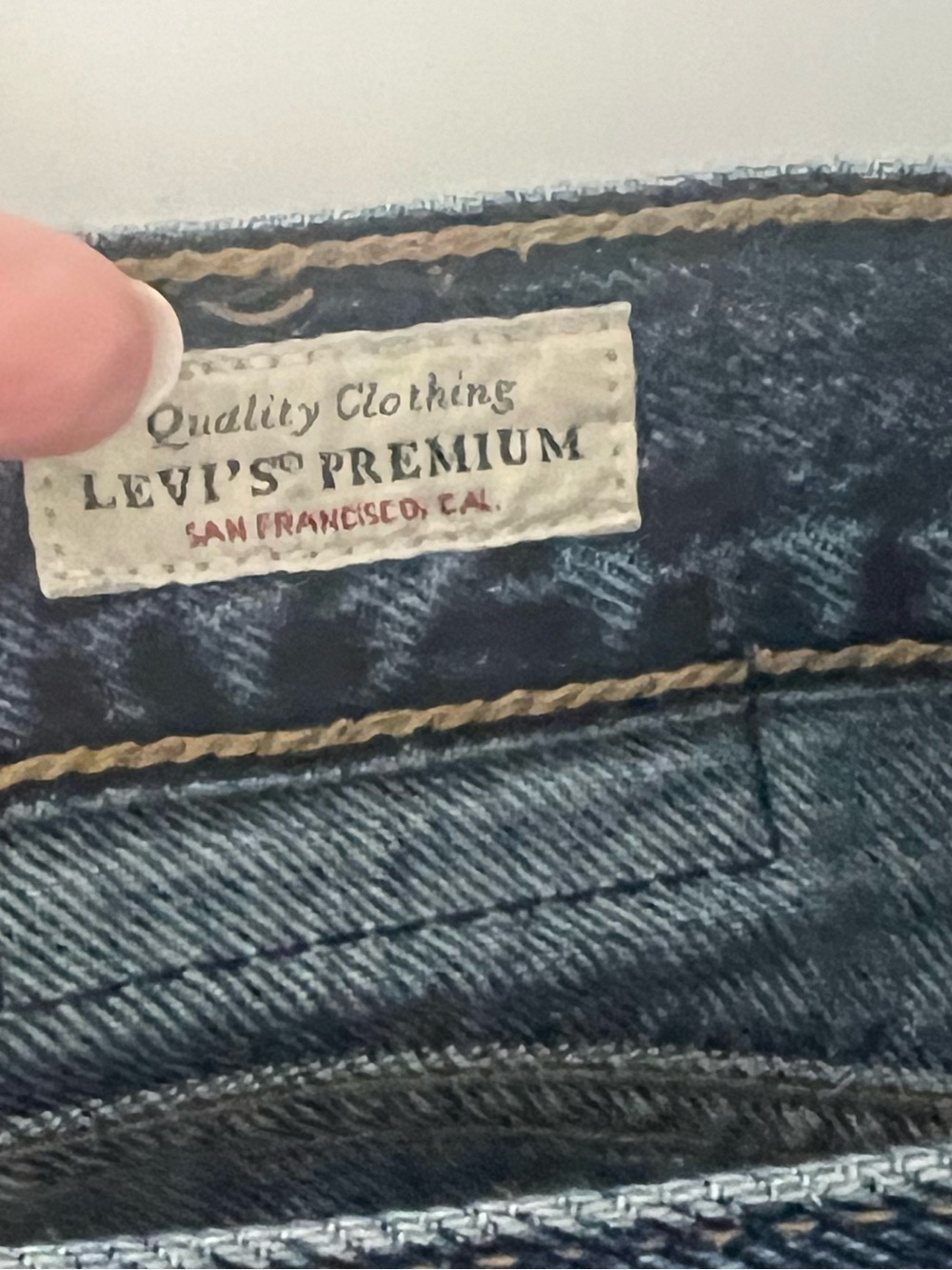 Levi’s 80S MOM SHORTS High-Rise Blue Denim women’s sz 31 - Picture 10 of 13